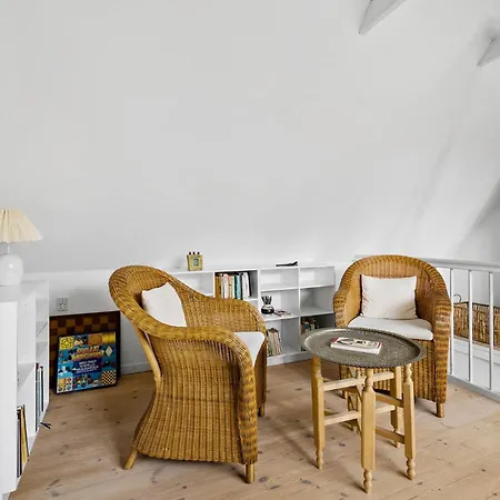 Dom wakacyjny Cozy In Aakirkeby With Wifi