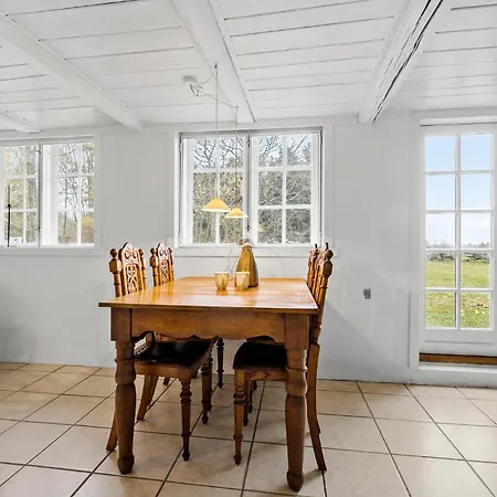 Cozy In Aakirkeby With Wifi * Åkirkeby