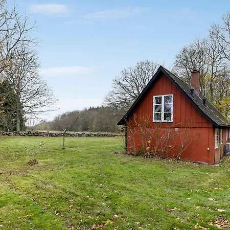 Ferienhaus Cozy In Aakirkeby With Wifi
