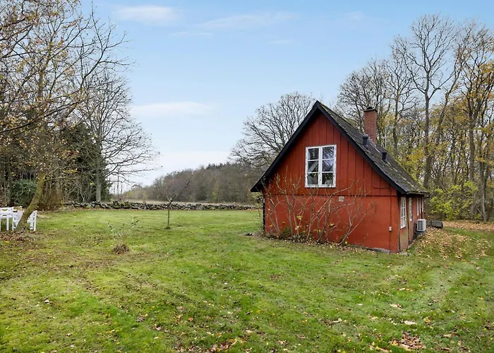 度假居 Cozy In Aakirkeby With Wifi
