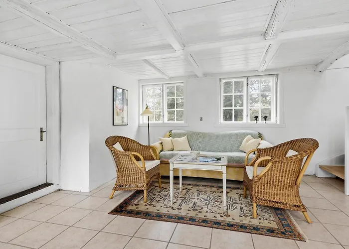 度假居 Cozy In Aakirkeby With Wifi Åkirkeby