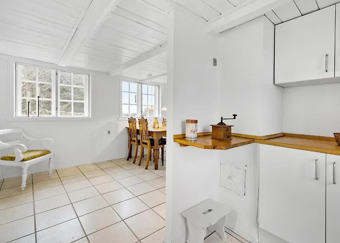 度假居 Cozy In Aakirkeby With Wifi Åkirkeby