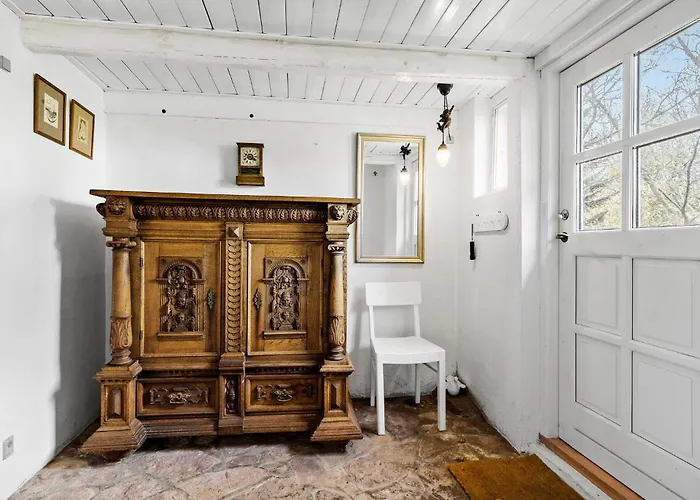 Cozy In Aakirkeby With Wifi 度假居 Åkirkeby